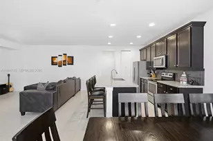 11652 SW 13th Ct, Pembroke Pines, FL 33025 - Photo 5