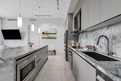 1030 15th St #PH3, Miami Beach, FL 33139 - Photo 5