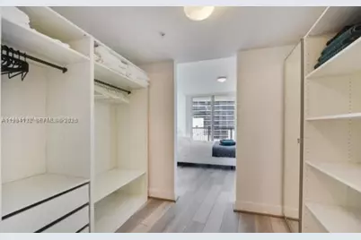 1750 N Bayshore Dr #4003, Miami, FL 33132 - Photo 9