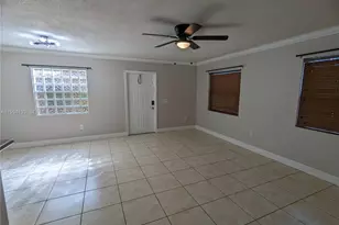 10677 NW 45th St, Coral Springs, FL 33065 - Photo 5