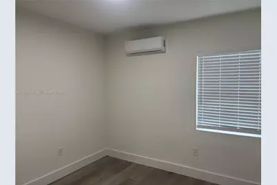 2071 NE 169th St, North Miami Beach, FL 33162 - Photo 5