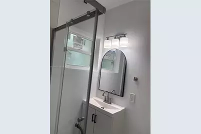 2071 NE 169th St, North Miami Beach, FL 33162 - Photo 13