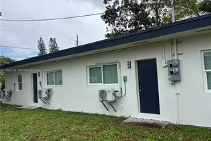 2071 NE 169th St, North Miami Beach, FL 33162 - Photo 5