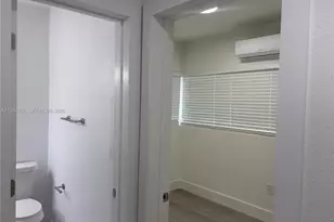 2071 NE 169th St, North Miami Beach, FL 33162 - Photo 15