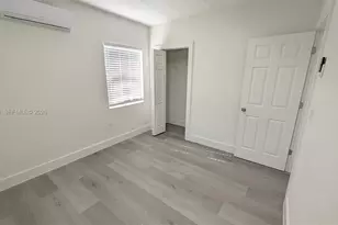 2071 NE 169th St, North Miami Beach, FL 33162 - Photo 23