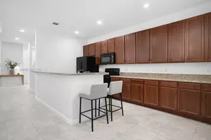 728 SE 2nd St, Pompano Beach, FL 33060 - Photo 7