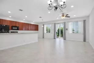 728 SE 2nd St, Pompano Beach, FL 33060 - Photo 5