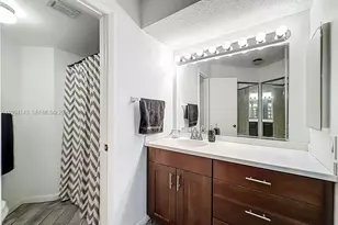 10401 W Broward Blvd, Plantation, FL 33324 - Photo 29
