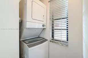 10401 W Broward Blvd, Plantation, FL 33324 - Photo 11