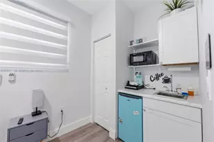 12002 NW 27th Dr, Coral Springs, FL 33065 - Photo 5