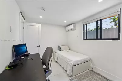 5152 SW 6th St, Miami, FL 33134 - Photo 15