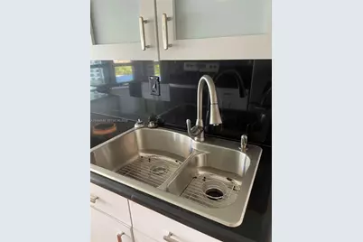 3530 Mystic Pointe Dr #1509, Aventura, FL 33180 - Photo 9