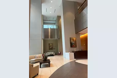 300 S Biscayne Blvd #T-2012, Miami, FL 33131 - Photo 25