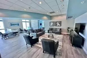 300 S Biscayne Blvd, Miami, FL 33131 - Photo 45