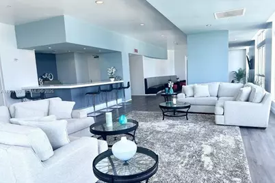 300 S Biscayne Blvd #T-2012, Miami, FL 33131 - Photo 45