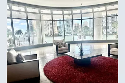 300 S Biscayne Blvd #T-2012, Miami, FL 33131 - Photo 41