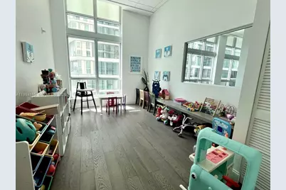 300 S Biscayne Blvd #T-2012, Miami, FL 33131 - Photo 31