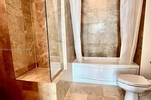 300 S Biscayne Blvd, Miami, FL 33131 - Photo 9