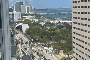 300 S Biscayne Blvd, Miami, FL 33131 - Photo 33