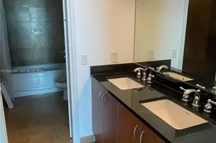 300 S Biscayne Blvd, Miami, FL 33131 - Photo 21