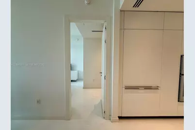 300 Biscayne Blvd Way #2706, Miami, FL 33131 - Photo 17