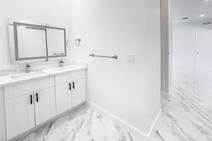 312 SE Via Sangro, Port Saint Lucie, FL 34952 - Photo 35