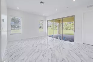 312 SE Via Sangro, Port Saint Lucie, FL 34952 - Photo 15