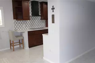 13705 SW 12th St, Pembroke Pines, FL 33027 - Photo 13