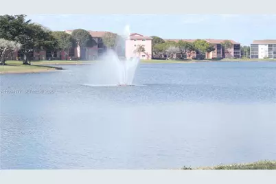 13705 SW 12th St #401B, Pembroke Pines, FL 33027 - Photo 5