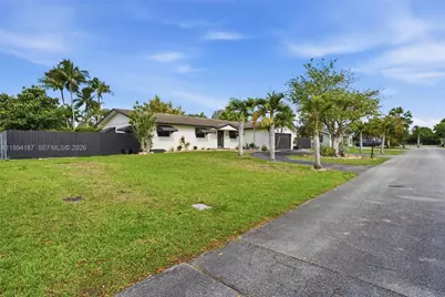 28500 SW 161st Ave, Homestead, FL 33033 - Photo 5