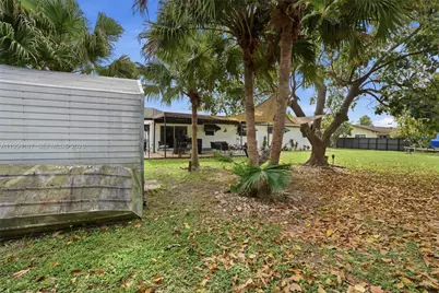 28500 SW 161st Ave, Homestead, FL 33033 - Photo 11