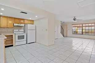 5415 NW 27th St, Lauderhill, FL 33313 - Photo 13