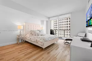 500 Brickell Ave, Miami, FL 33131 - Photo 13