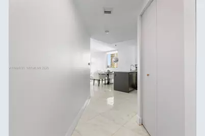 500 Brickell Ave #2510, Miami, FL 33131 - Photo 25
