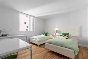 500 Brickell Ave, Miami, FL 33131 - Photo 7