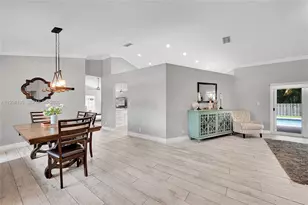 9841 SW 1st St, Plantation, FL 33324 - Photo 11