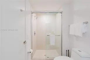 4111 S Ocean Dr, Hollywood, FL 33019 - Photo 39