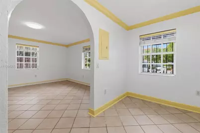 3147 McDonald St, Miami, FL 33133 - Photo 11