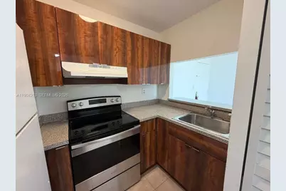8185 NW 7th St #517, Miami, FL 33126 - Photo 11