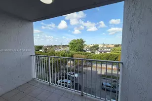 8185 NW 7th St, Miami, FL 33126 - Photo 25