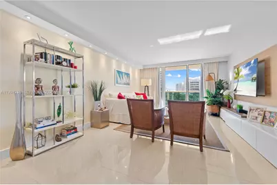 100 Bayview Dr #507, Sunny Isles Beach, FL 33160 - Photo 7
