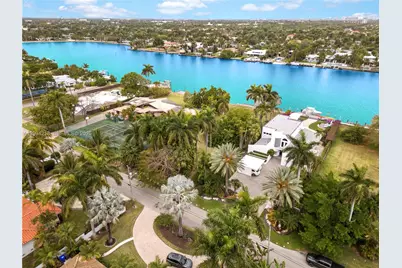 1018 S Northlake Dr, Hollywood, FL 33019 - Photo 5