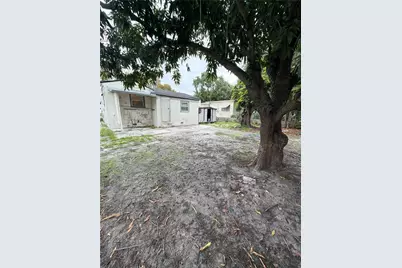 1026 NW 50th St #1, Miami, FL 33127 - Photo 17