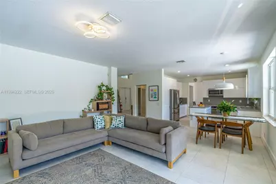 910 Sunflower Cir, Weston, FL 33327 - Photo 17