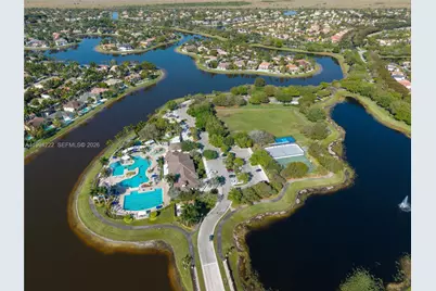 910 Sunflower Cir, Weston, FL 33327 - Photo 47