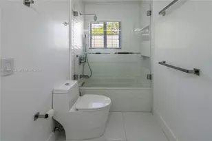 910 Sunflower Cir, Weston, FL 33327 - Photo 37