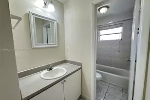 11346 SW 2nd St, Sweetwater, FL 33174 - Photo 7