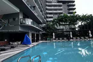 121 NE 34th St, Miami, FL 33137 - Photo 5