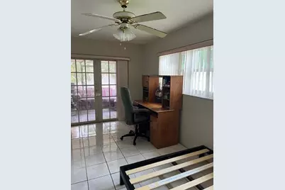 2201 NW 81st Ave, Sunrise, FL 33322 - Photo 9