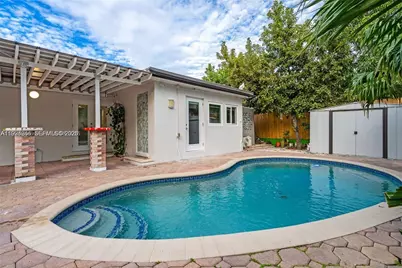 3800 Charles Ter, Miami, FL 33133 - Photo 15